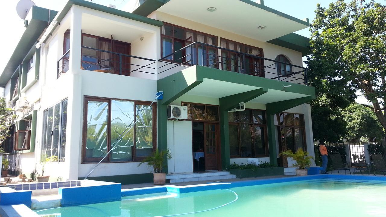 Marumadi Planeta Mocambique S. Vincente de Paulo ภายนอก รูปภาพ