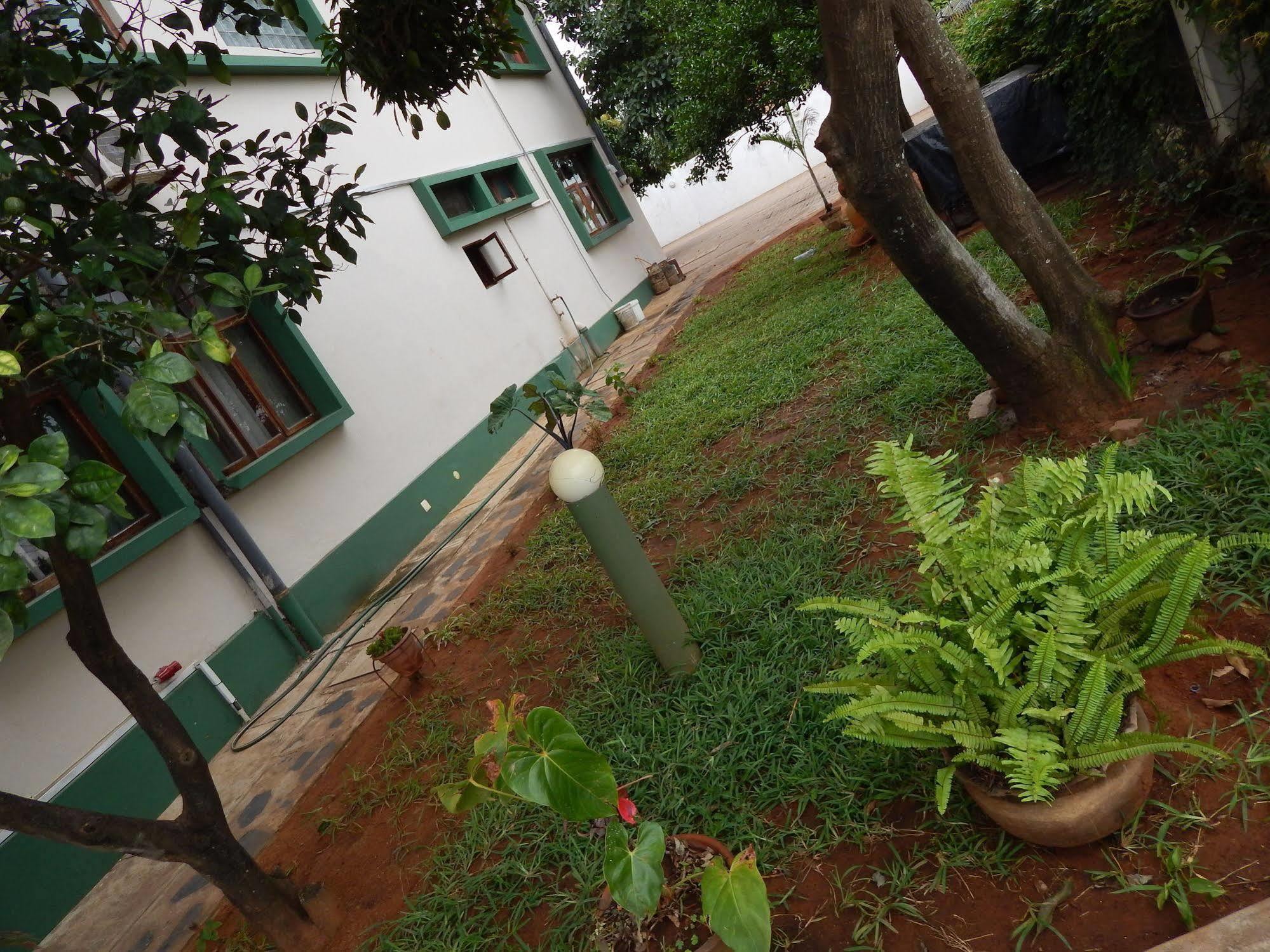 Marumadi Planeta Mocambique S. Vincente de Paulo ภายนอก รูปภาพ